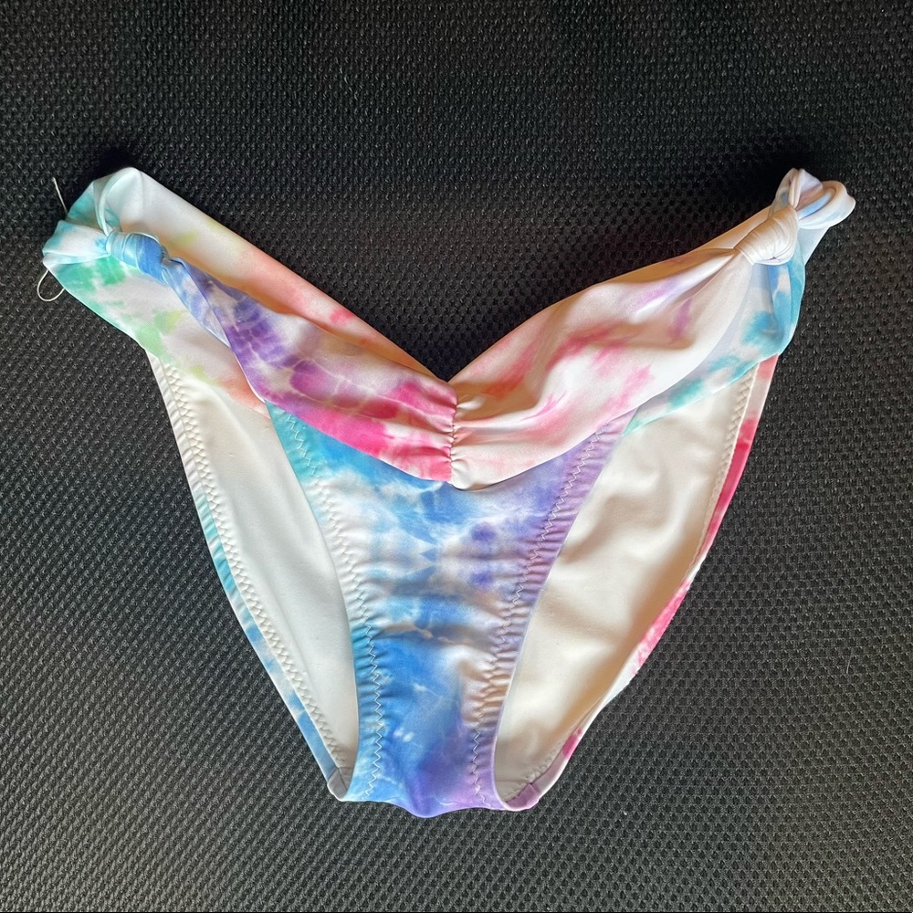 Kai Lani - tye dye bottom size xs